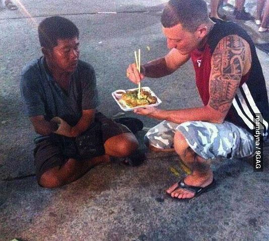 487437_422783487813493_2084657330_n